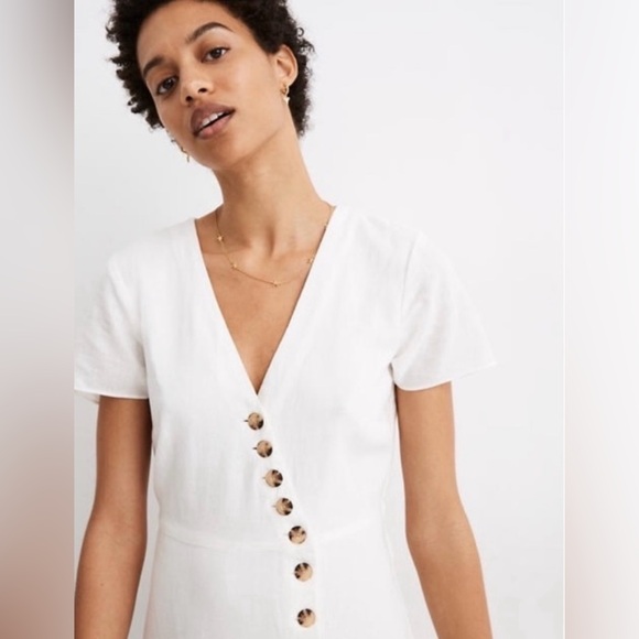 Madewell | Linen-Blend Button-Wrap Midi Dress - Picture 2 of 8